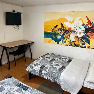 https://hostal-chorro-de-quevedo.hotels-bogota.net